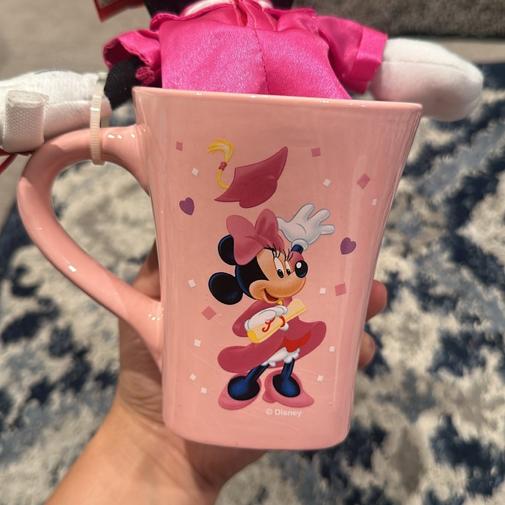 Minnie Graduation Mug - Picture 3 of 3